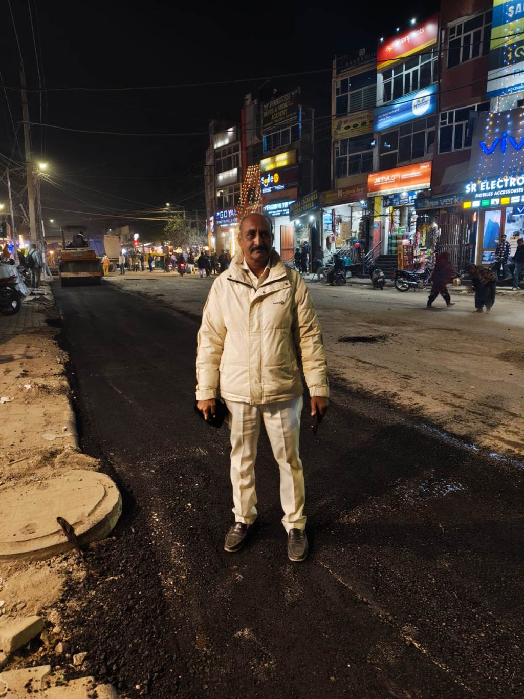 Road repair work has started in Manimajra town after this the main road will be rebuilt Rameshwar Giri